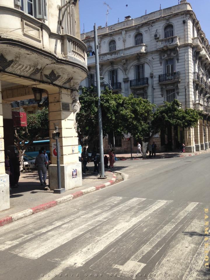 ORAN RUE D ARZEW ET AV LOUBET.jpg